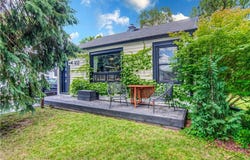 102 Spadina Road E, Kitchener, ON N2M 3X4