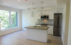 1555 Bloor Street W 4, Toronto, ON M6P 1A5
