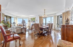 200 Av. des Sommets 2101, Montréal (Verdun/Île-des-Soeurs), QC H3E 2B4
