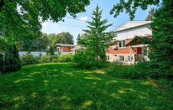 267 Ch. Tiffin, Saint-Lambert, QC J4P 3E9