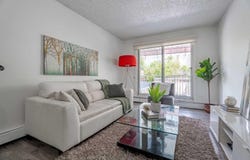 638 Meredith Road NE 104, Calgary, AB T2E 5A8