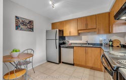 470 Laurier Avenue W 905, Ottawa Centre, ON K1R 7W9