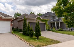 125 Sovereign's Gate, Barrie, ON L4N 0Y9