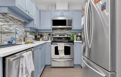 2929 W 4th Avenue 403, Vancouver, BC V6K 4T3