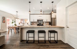 1302 Rue La Salle, Longueuil (Le Vieux-Longueuil), QC J4K 0B8