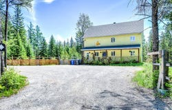 556 Ch. du Village, Morin-Heights, QC J0R 1H0