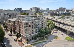 438 W 1st Avenue, Vancouver, BC V5Y 3S9