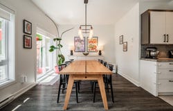 1302 Rue La Salle, Longueuil (Le Vieux-Longueuil), QC J4K 0B8