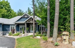 77 Mennill Drive, Minesing, ON L9X 0J2