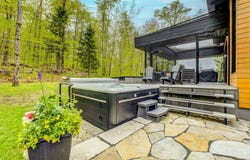 385 Allée Paisible, Mont-Tremblant, QC J8E 0E9