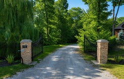 70 Rue Champêtre, Saint-Hippolyte, QC J8A 3R3