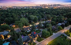 559 Av. de Brixton, Saint-Lambert, QC J4P 3A9