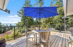 3705 Signal Hill Rd, Pender Island, BC V0N 2M0