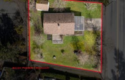 375 Church St, Comox, BC V9M 2C1