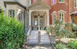1109 Av. des Érables, Québec (La Cité-Limoilou), QC G1R 2N3