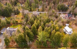 17 Rue du Chevreuil, Bromont, QC J2L 1Z4