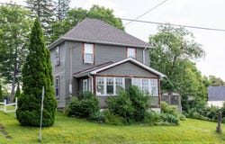 82 Entrance Drive, Bracebridge, ON P1L 1H3