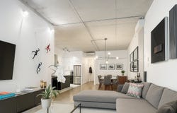 6363 Boul. St-Laurent 210, Montréal (Rosemont/La Petite-Patrie), QC H2S 3C3