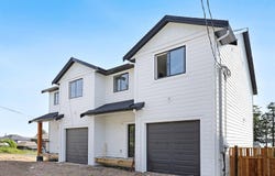 1373 Galerno Rd B, Campbell River, BC V9W 1J8