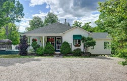 246 Ch. du Lac-de-la-Carpe, Lac-des-Plages, QC J0T 1K0