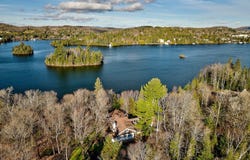 10 Ch. de la Pointe-Greenshields, Sainte-Agathe-des-Monts, QC J8C 1M9