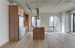 2151 Rue Léger 1102, Montréal (LaSalle), QC H8N 0J3