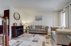 9 Rue Flaubert, Candiac, QC J5R 0C1