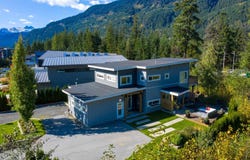1087 Madeley Place, Whistler, BC V8E 0K6