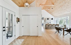 101 Ch. des Saules, Sainte-Anne-des-Lacs, QC J0R 1B0