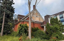 11 Irvin Street, Kitchener, ON N2H 1K6