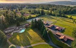 6895 272 Street, Langley, BC V4W 1R3