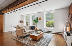 150 Alexander Street 203, Vancouver, BC V6A 1B5