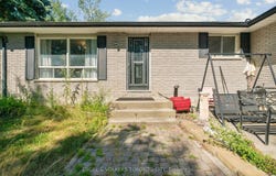 2082 St John's Road, Innisfil, ON L9S 1Y3