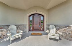 2 Beechgrove Gardens, Stittsville - Munster - Richmond, ON K2S 1R1