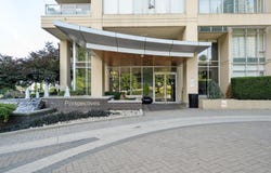 2133 Douglas Road 3101, Burnaby, BC V5C 0E9