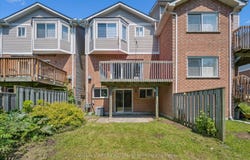 443 Laurel Gate Drive, Waterloo, ON N2T 2S5