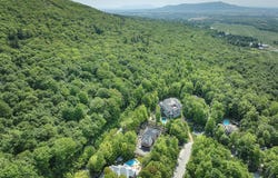 864 Rue Jordi-Bonet, Mont-Saint-Hilaire, QC J3H 5M7