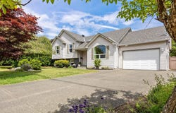 504 Haida St, Comox, BC V9M 3S2