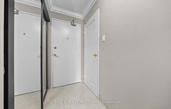 158A McArthur Avenue E 908, Vanier and Kingsview Park, ON K1L 7E7