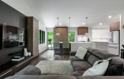 505 Rue Iberville, Mont-Saint-Hilaire, QC J3H 2V9