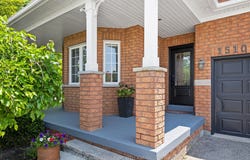 1510 Samuelson Circle, Mississauga, ON L5N 8A2