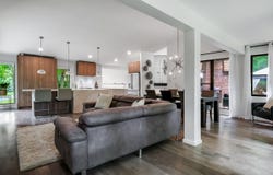 505 Rue Iberville, Mont-Saint-Hilaire, QC J3H 2V9