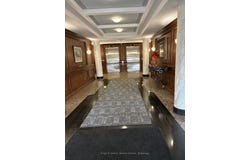 16 Raglan Street 102, Collingwood, ON L9Y 4Y2