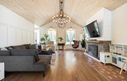 303 Rue Bergeron E, Granby, QC J2H 0L7