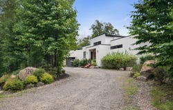 120 Ch. Jean-Paul-Riopelle, Mont-Tremblant, QC J8E 1B0
