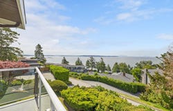 14401 Sunset Drive, White Rock, BC V4B 2V6