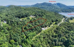 24 Rue Quinlan, Bromont, QC J2L 0S7
