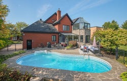 2038 Rue du Chevreuil, Longueuil (Le Vieux-Longueuil), QC J4N 1N6