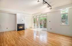 400 Mcleod Street 104, Ottawa Centre, ON K2P 1A6