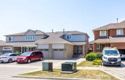 10 Crieff Avenue, Vaughan, ON L6A 2B6